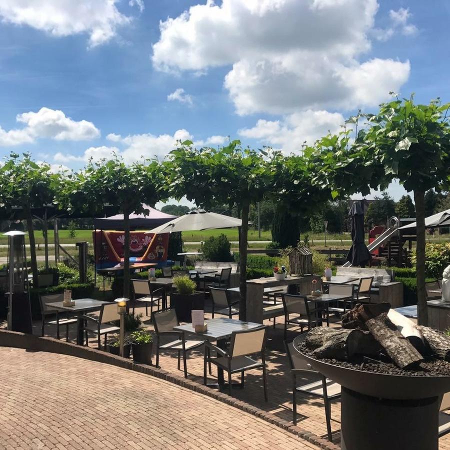 Hotel Restaurant Het Roode Hert Dalfsen Bagian luar foto